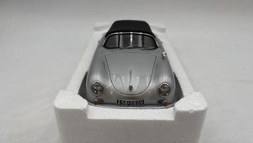 Schuco 1:18 - Voiture miniature - Porsche 356 A Speedster -, Nieuw