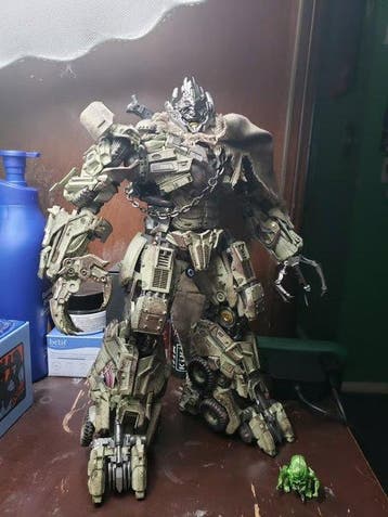 DP0V DP-01V - Action figure Megatron - 2010-2020