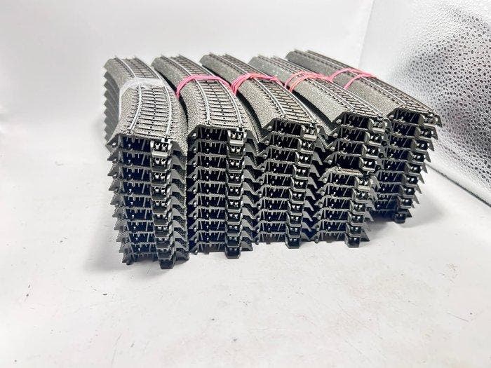 Märklin H0 - 24130 - Modeltreinsporen (50) - 50 C-Rails R1, Hobby & Loisirs créatifs, Trains miniatures | HO