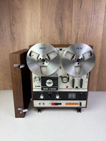 Akai - X-1800SD - 4-tracks reel-to-reel / 8-track tape, Nieuw