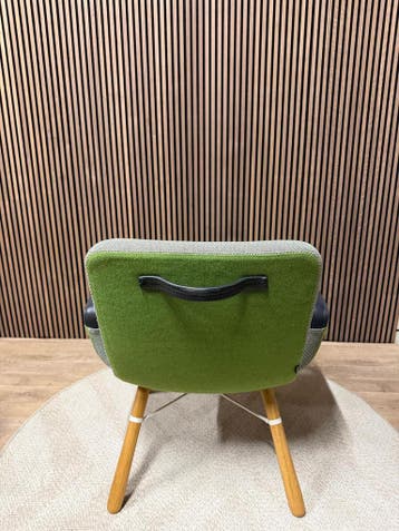 Vitra East River Chair, Maison & Meubles, Verzenden
