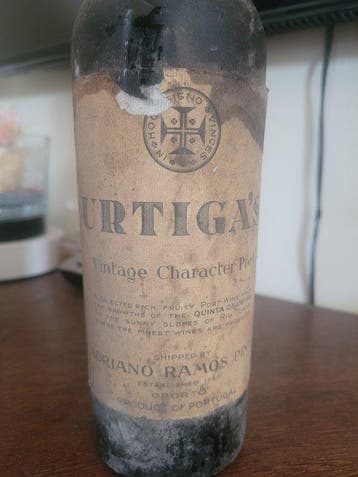 Adriano Ramos Pinto, Urtigas - Vintage Character Port -