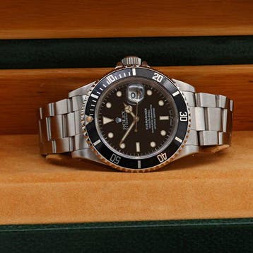 Rolex - Submariner Date - 16610 - Heren - 1990-1999