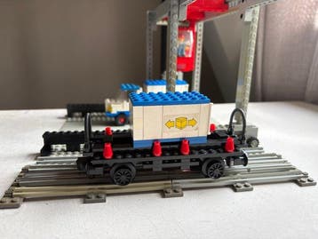 Lego - Trains - 7823 - Container Crane Depot - 1980-1990, Enfants & Bébés, Jouets | Duplo & Lego