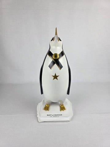 sculptuur, Moët & Chandon Ice Impérial – Grande pinguino