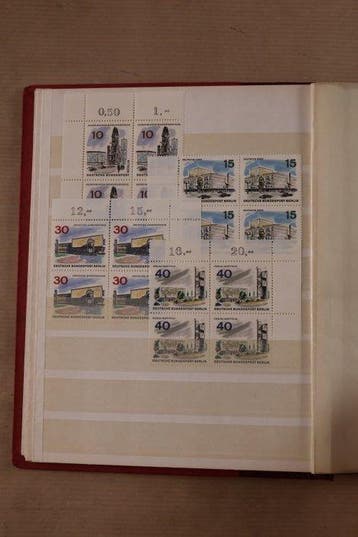 Berlin 1963/1990 - Collection de blocs de 4 dans 3