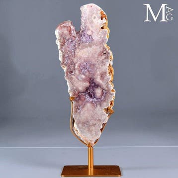 Prachtige pastelroze amethistensnede Delicaat geslepen geode