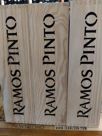 2000 Ramos Pinto - Vintage Port - Gebotteld in 2002 - Douro, Nieuw