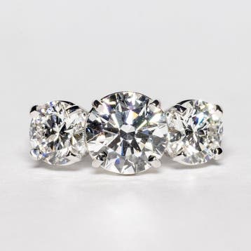 Zonder minimumprijs - Ring - 18 karaat Witgoud - 4.01ct. tw.