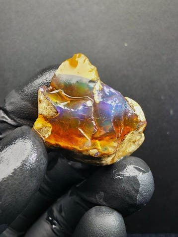 96.5ct Crystal Opal Specimen Ruw- 19 g