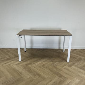 Ahrend slingerbureau 160x80 cm, max hoogte 86 cm, midden, Huis en Inrichting, Bureaus, Gebruikt