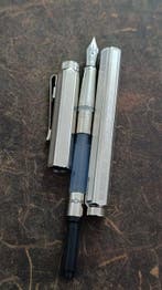 Caran dAche - Ecridor - Vulpen, Nieuw