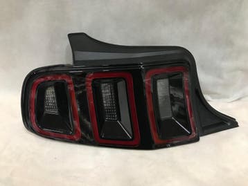 Ford Mustang V Lift 2018-2022 achterlicht links LED, Verzenden, Gebruikt