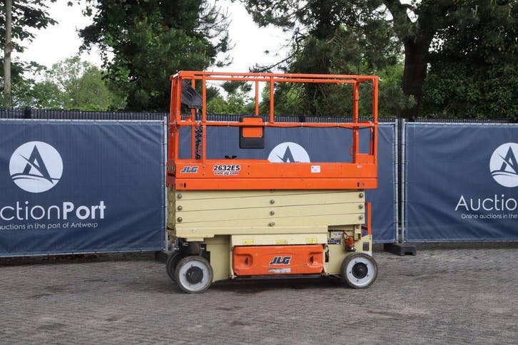 Veiling: Schaarlift JLG 2632ES Elektrisch 9.8m 2017, Zakelijke goederen, Machines en Bouw | Liften, Steigers en Ladders, Ophalen