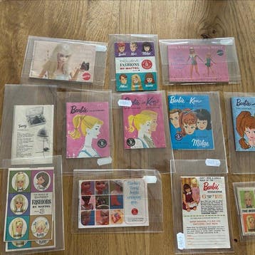 Mattel - Barbiepop Barbie boekjes en accessoires - 1960-1970