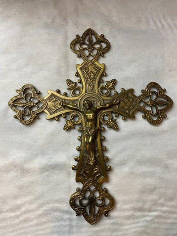Geïnspireerd door de Art Nouveau stijl Crucifix - Verguld