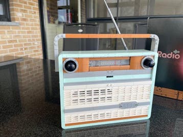 Lego Set - 10334 - Icons - Retro Radio, Nieuw