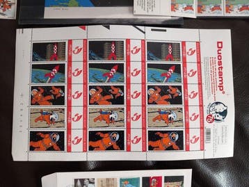 Tintin Hergé Moulinsart Ensemble Philatélique Fusée Lune -