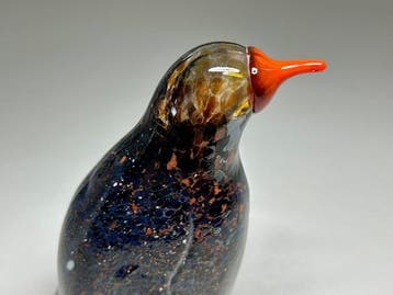 Kosta Boda - Bertil Vallien - sculptuur, Penguin - 15.5