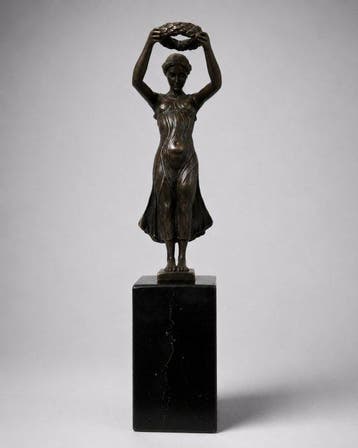 Pitta Luga - sculptuur, Gesigneerd bronzen sculptuur – Vrouw, Antiek en Kunst