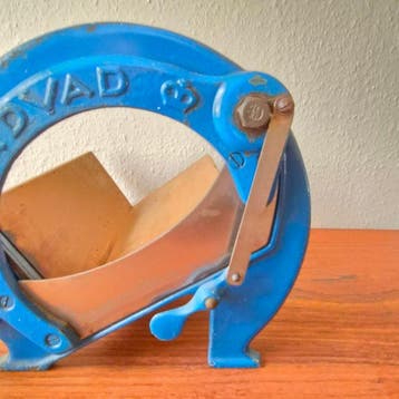 Raadvad - Raadvad - Broodsnijmachine - 294 - metaal, hout -
