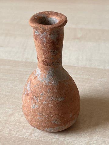 Oud-Romeins, Keizerrijk Terracotta klei flessen en vaas