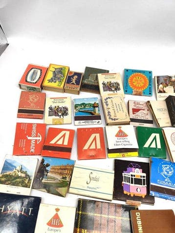 Themacollectie - Lotto van 110 pakjes lucifers voor