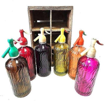 Bouteille (6) - lot de six siphons vintage dans une boîte en