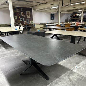 bert plantagie Carve 4.0 Eettafel - Ongebruikt, Verzenden, Zo goed als nieuw, Overige materialen, 200 cm of meer