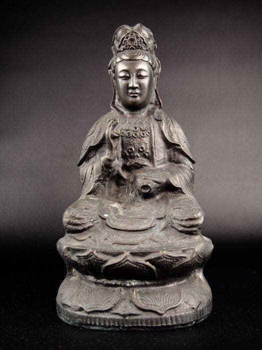 Johei Kannon  around 150 years ago - Beeld Brons -, Antiek en Kunst, Antiek | Overige Antiek