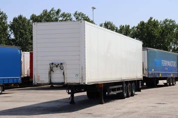 Veiling: Gesloten Oplegger Schmitz Cargobull SKO24 2011