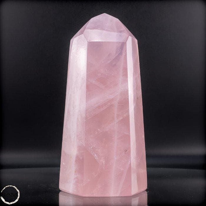 Rozenkwartsobelisk – Zachte macht in een elegante vorm-, Collections, Minéraux & Fossiles
