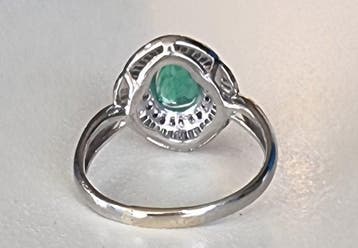 Ring Platina - 0.95ct. tw. Smaragd - Diamant, Nieuw