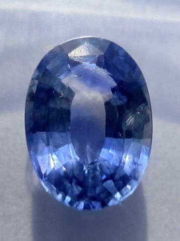 Bleu Saphir - 2.01 ct - International Gemological Institute