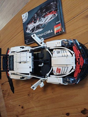 Lego Set - 42096 - Technic - Porsche 911 RSR