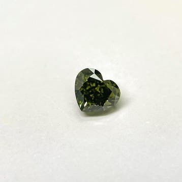1 pcs Diamant (Natuurlijk gekleurd) - 0.60 ct - Hart - Fancy