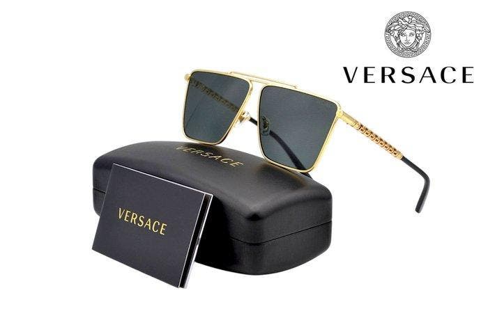 Versace - VE2266 - Made in Italy - Rectangular Gold Design -, Handtassen en Accessoires, Zonnebrillen en Brillen | Dames