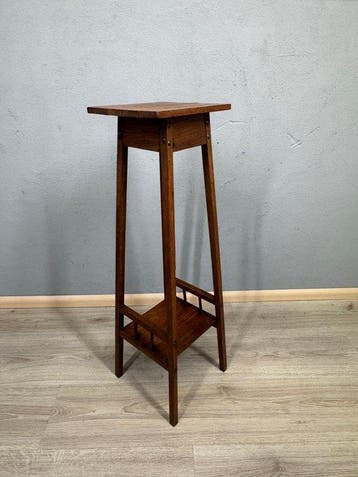 Eikenhouten plantentafel met metalen details - Plantentafel