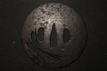 Katana - Gesmeed ijzer - C6-356 Daito Wing Sukashi Tsuba by