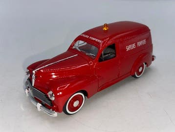 Solido 1:43 - Model vrachtwagen (10) - Brandweervoertuigen, Nieuw