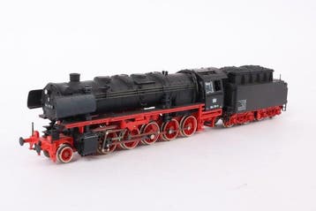 Jouef H0 - 8742 - Locomotive à vapeur avec tender (1) - BR