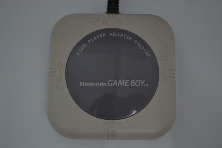 Gameboy Four Player Adapter DMG-07, Games en Spelcomputers, Spelcomputers | Nintendo Portables | Accessoires