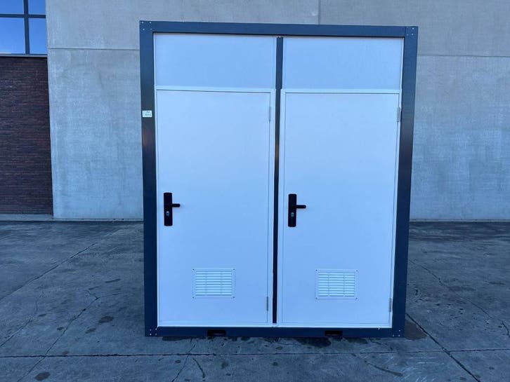 Veiling: Dubbele WC Cabine, Zakelijke goederen, Machines en Bouw | Keten en Containers, Ophalen