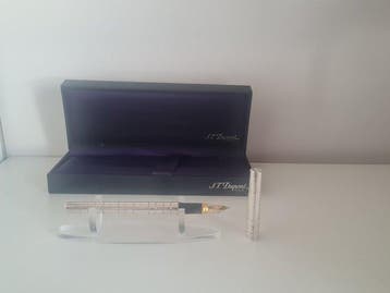 S.T. Dupont - Classique Anneaux plaqué argent, plume en or, Collections