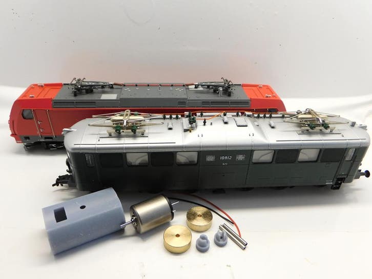 micromotor HR040C Umbausatz Roco Ae 4/4, Ae 4/6, Ae 8/8,, Hobby & Loisirs créatifs, Trains miniatures | HO, Envoi
