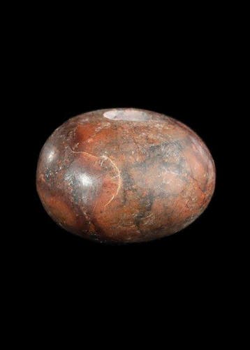 Sasanien Brown Hardstone Sceau avec un quadrupède couché