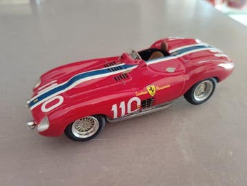 Faenza 43 1:43 - Voiture de sport miniature - Ferrari 750