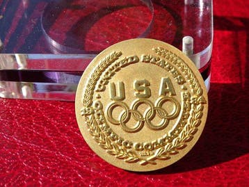 Salvador Dali (1904-1989) - sculptuur, Olympic - 3 cm -