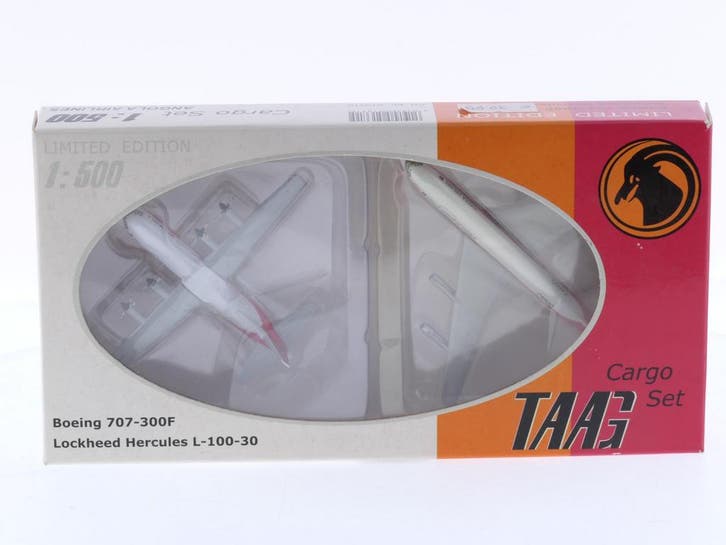 Schaal 1:500 Herpa 513715 TAAG Angola Airlines Cargo Boei..., Hobby en Vrije tijd, Modelbouw | Vliegtuigen en Helikopters, Zo goed als nieuw