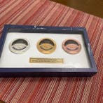 Insigne 1998 NAGANO WINTER GAMES VICTORY STAND MEMORIAL